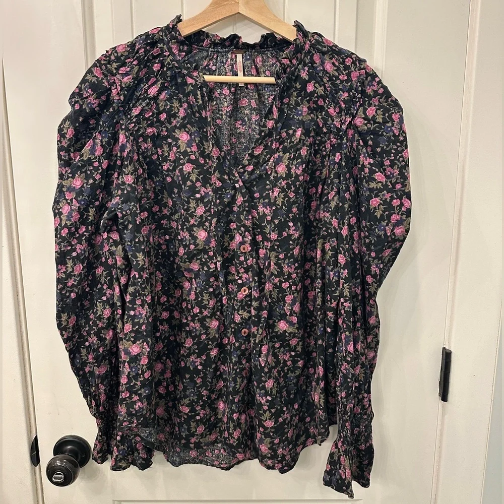 Free People Meant to Be Blouse Black Pink Floral Print Size Medium - Picture 5 of 11
